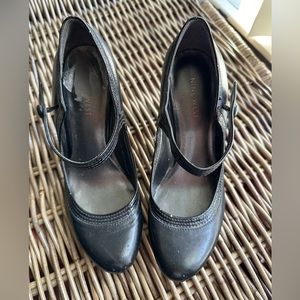 Nine West Baby Jane Leather High heels  | Size: 6 | Color: Black